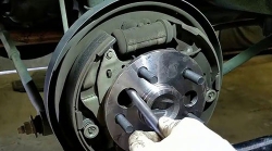 Vòng bi xe ô tô, những lưu ý cần biết quan trọng